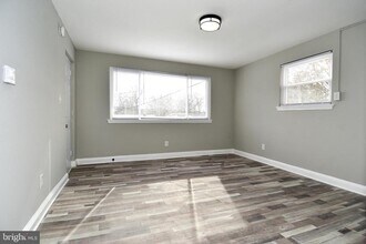 Building Photo - 8208 Bellefonte Ln