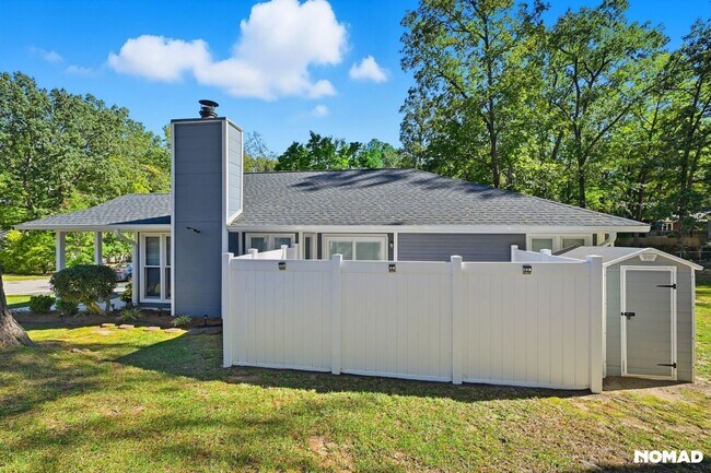 Building Photo - 4591 Oakfield Ct