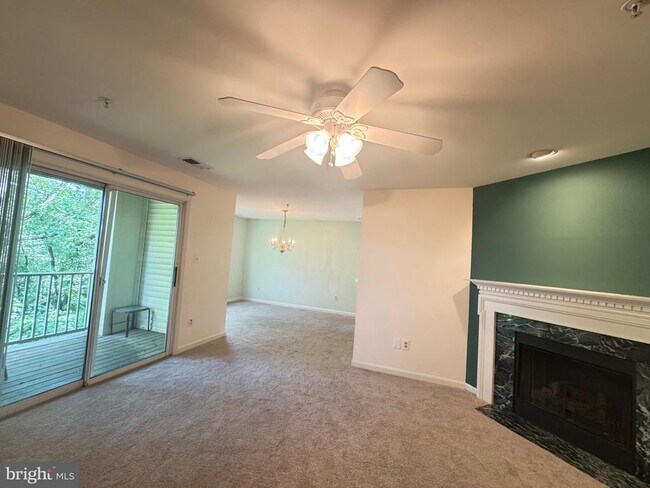 Foto del edificio - 9151 Gracious End Ct