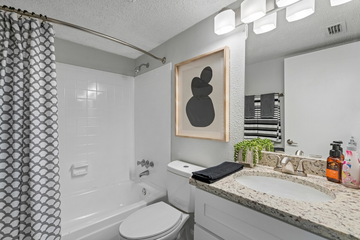 Osprey Pointe Apartments at 1900 55th Ave S Saint Petersburg, FL