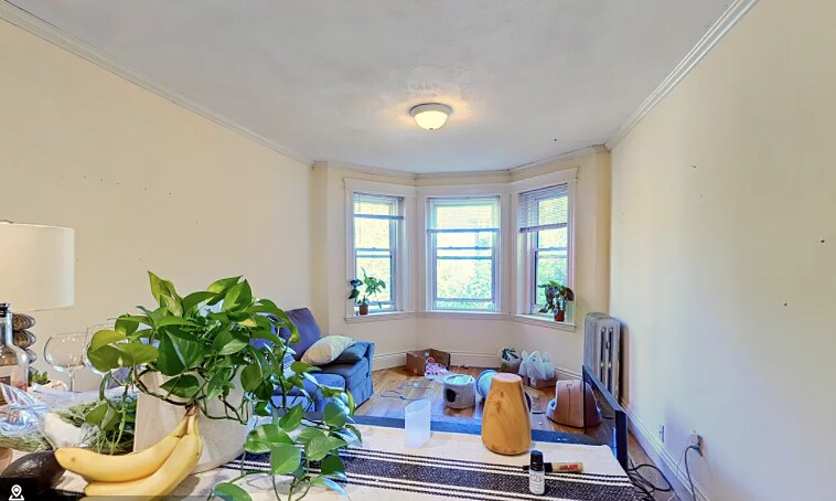 Primary Photo - 100 Queensberry St