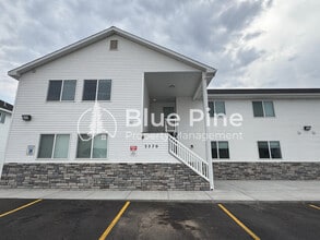 Building Photo - 3570 Colt Cir