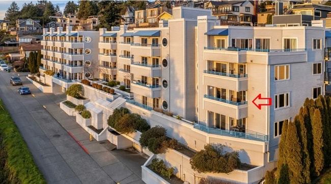 Foto del edificio - 2244 13th Ave W