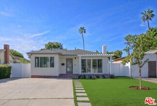 Building Photo - 11323 Utopia Ave