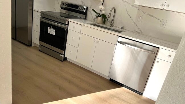 Photo - 4630 142nd Pl SE Apartment