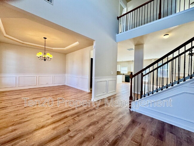 Building Photo - 789 Honey Do Ct