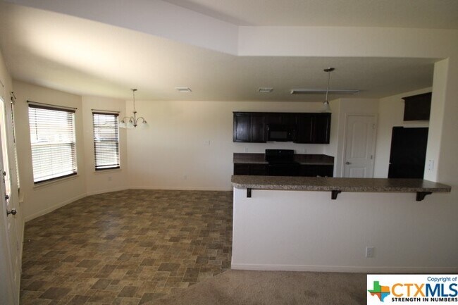 Foto del edificio - 4506 Colonel Dr