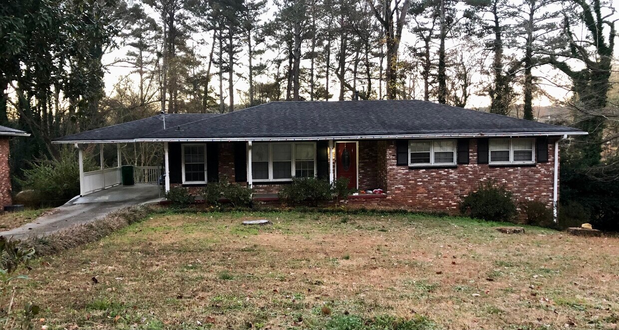 Primary Photo - 699 Cheviot Dr