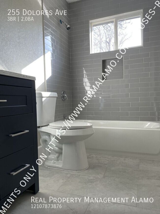 Building Photo - 255 Dolores Ave