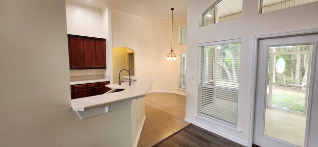 Foto del edificio - 3774 Bedford Dr