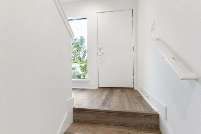 Foto del edificio - 56 W Harding St