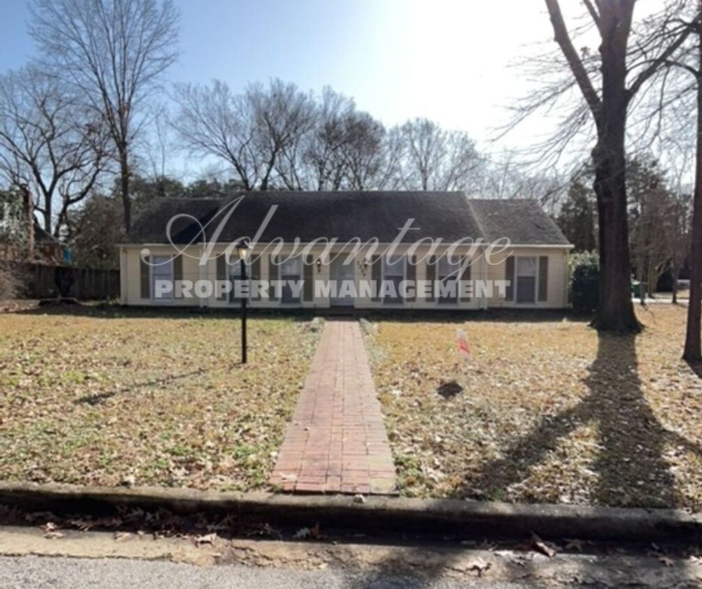 Foto principal - Newly Renovated Home In Germantown