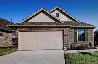 Building Photo - 424 Delmar Dr