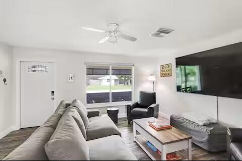 Foto del edificio - 1519 Treemont Ave