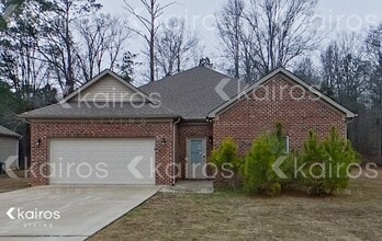 Building Photo - 433 White Oak Cir