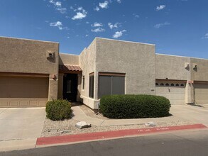Building Photo - 1650 S Crismon Rd