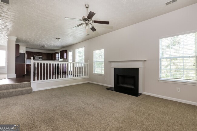 Foto del edificio - 7812 Bell Tower Ln