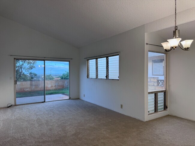 Foto del edificio - Freshly Updated 3-Bedroom Village Park Home – $3,300/month