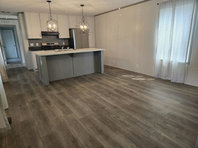 Foto del edificio - 27 112th Ln NE