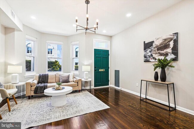 Foto del edificio - 617 Elliott St NE