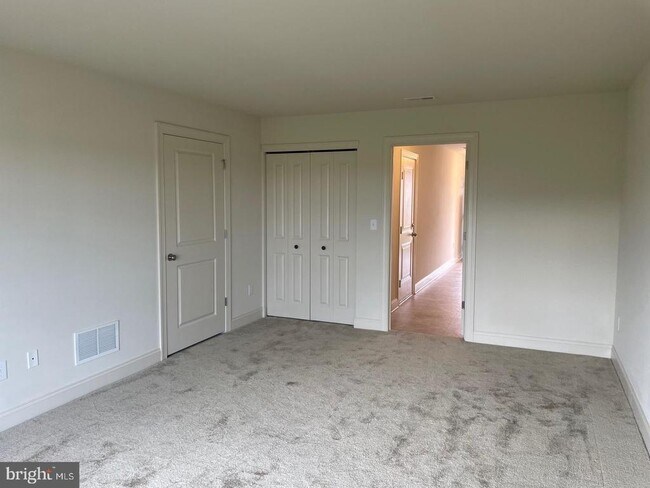 Foto del edificio - 1436 Carrick Ct
