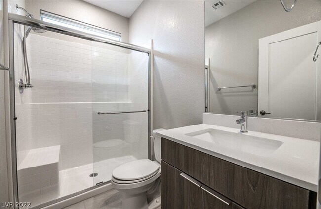 Building Photo - 2513 Spergola St