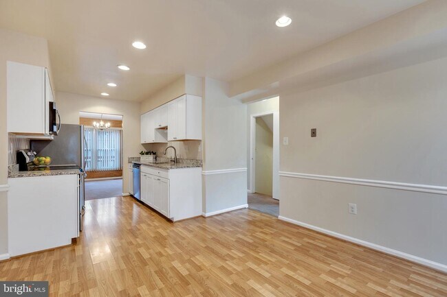 Foto del edificio - 19 Shagbark Ct