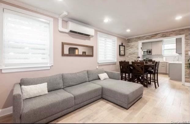 Foto del edificio - 71-07 Little Neck Pkwy