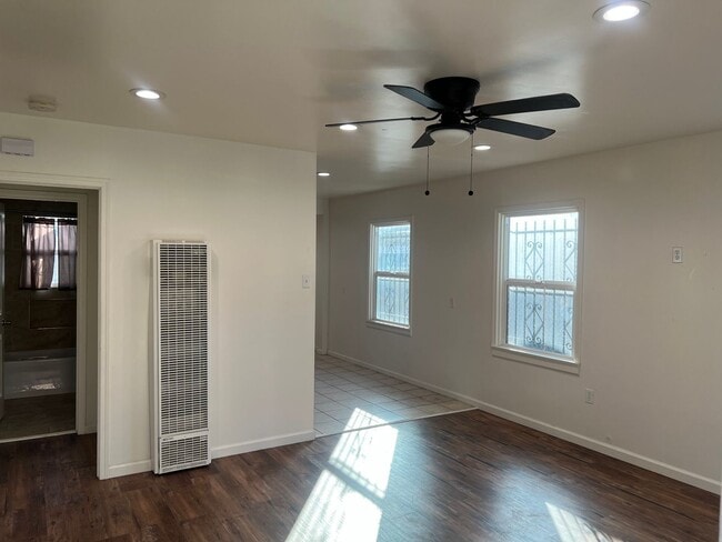 Photo - 3734 W Imperial Hwy Apartment