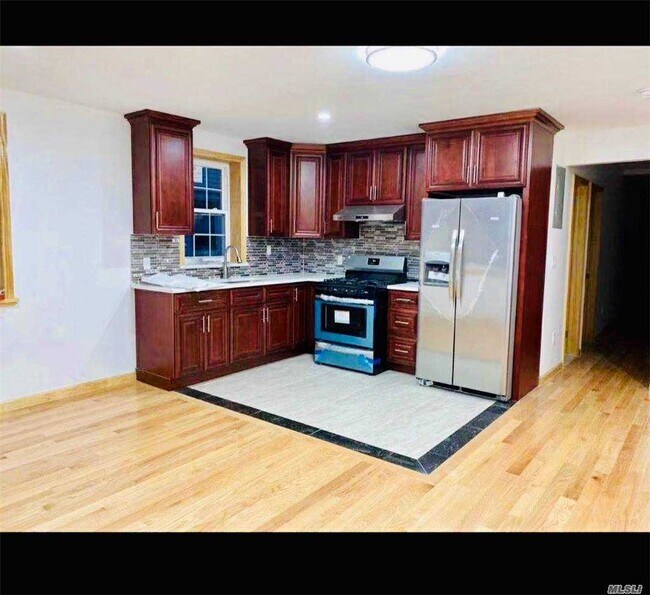 Foto del edificio - 43-32-43164 164th St