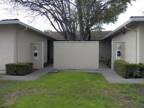 Building Photo - 1130-1140 Alviso St