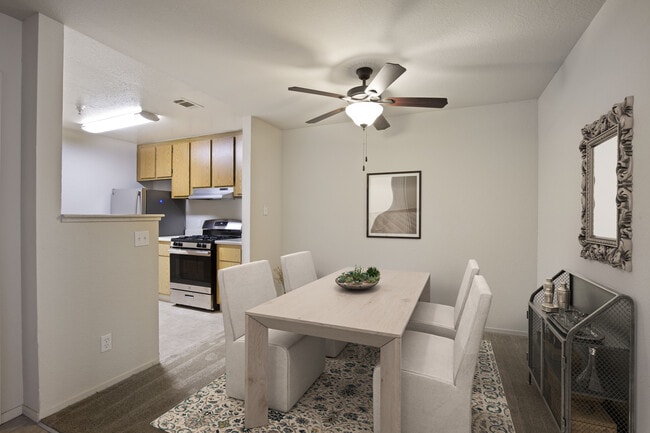 Building Photo - Lakeshore Apartments