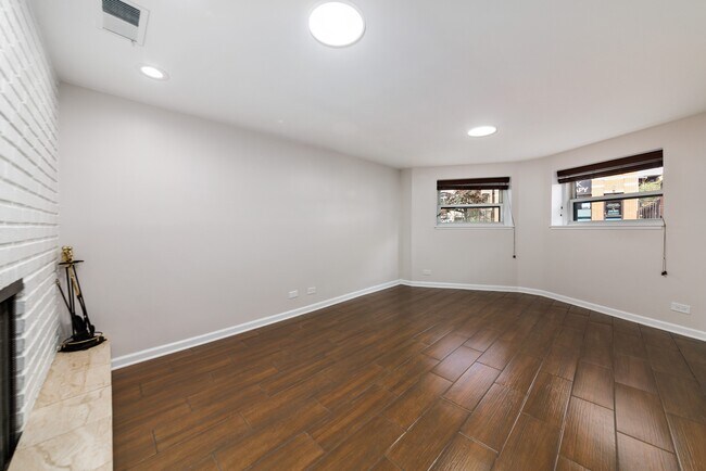 Foto del edificio - 2910 N Halsted St