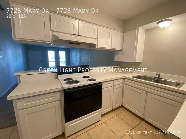 Foto del edificio - 7728 Mary Dr