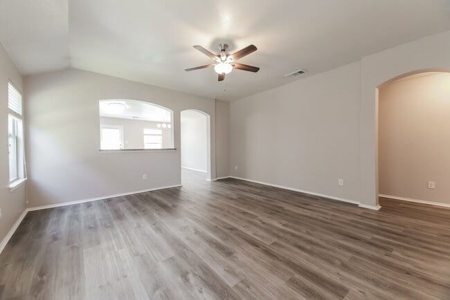 Building Photo - 1611 Sorghum Dr