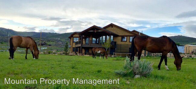 Building Photo - 5 br, 4.5 bath House - 700 Redden Road