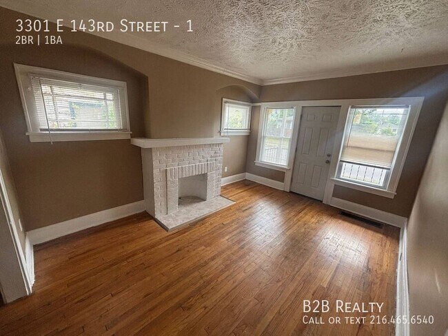 Building Photo - 3301 E 143rd St