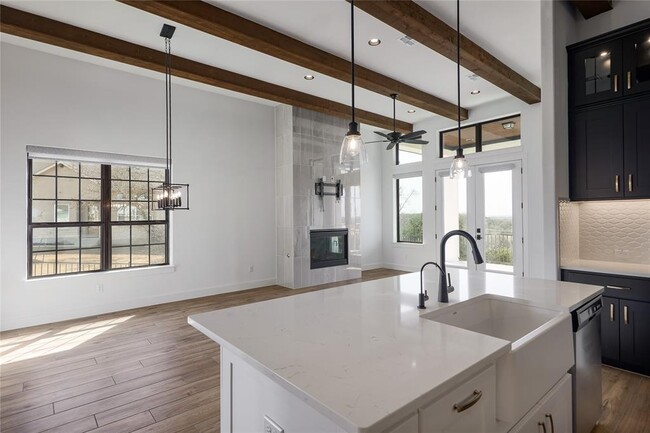 Building Photo - 705 Faith Dr
