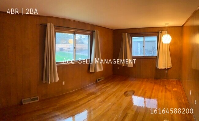 Building Photo - 53 Luray Ave NW