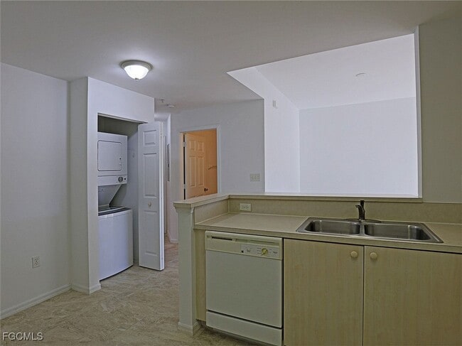 Foto del edificio - 15385 Bellamar Cir