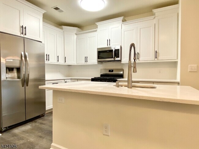 Foto del edificio - 169 Tarrington Rd