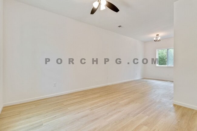 Building Photo - 87 Hennon Dr NW