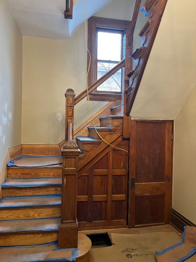 Photo - 1927 Scott St Apartment