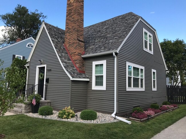 Building Photo - Beautiful 4 Bed 3 Bath Home for Rent! Great Location, Modern Updates!