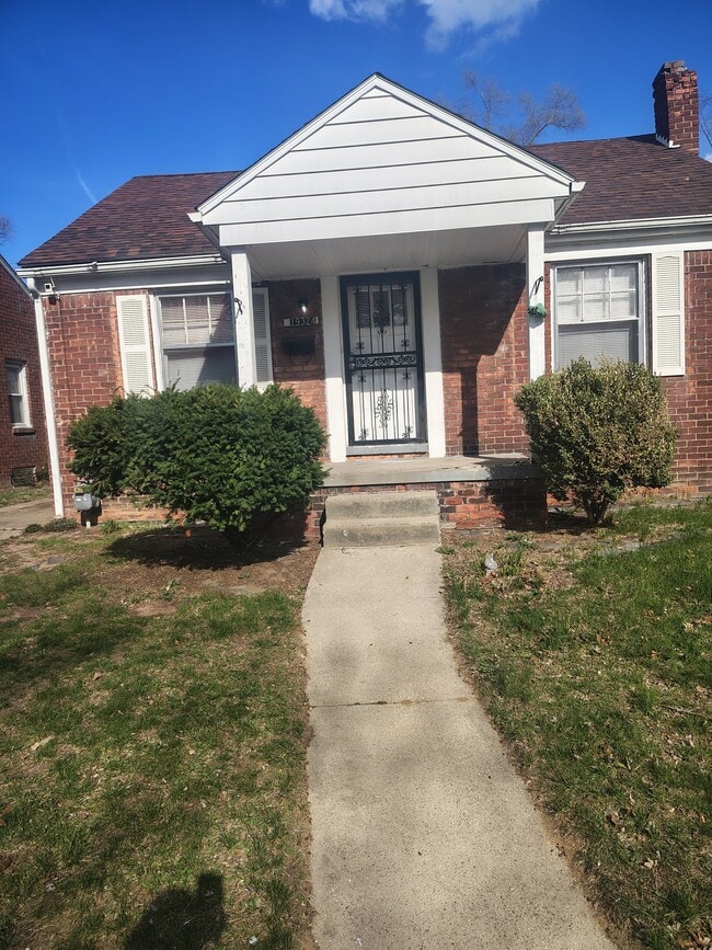 Building Photo - 19324 Avon Ave