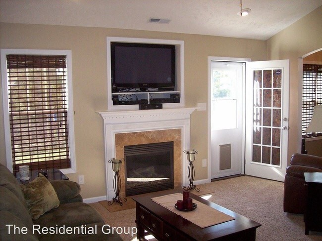 Building Photo - 3 br, 2 bath House - 168 Bear Creek Drive
