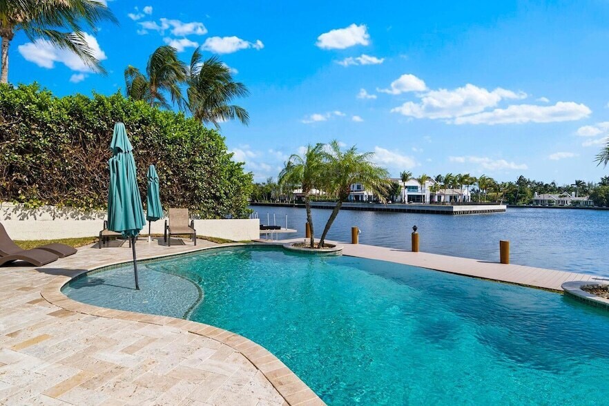 Foto principal - 3219 Karen Dr