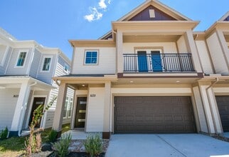 Building Photo - 16559 Oasis Glade Dr