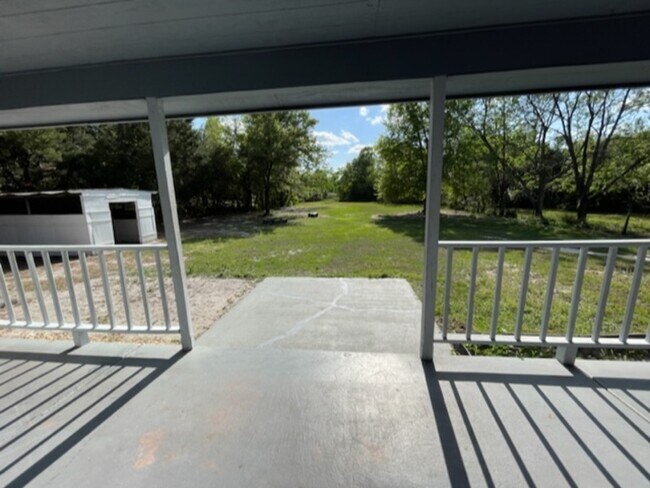 Building Photo - 9332 Trevarthon Rd