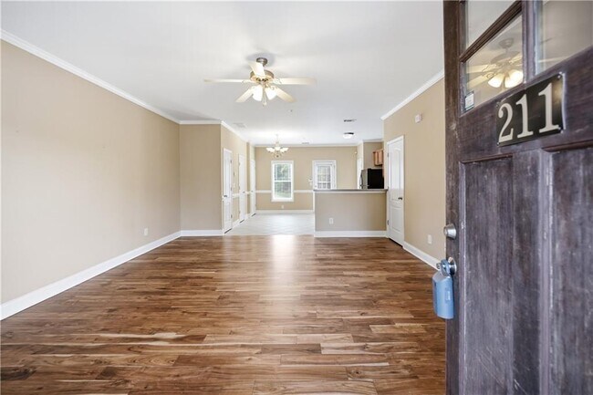 Foto del edificio - 211 Oconee River Cir